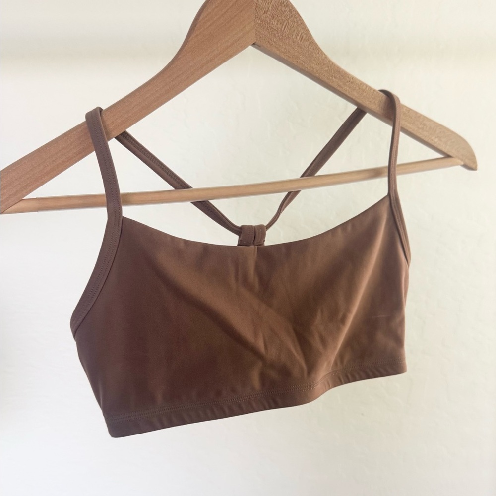 NWOT- buffbunny reversible bra in Sz Sm- cocoa/white
